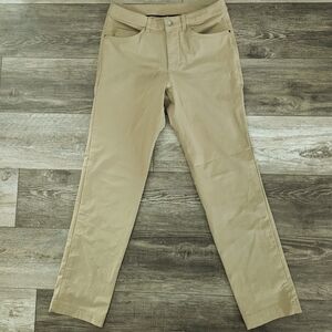 Lululemon Men's Green Flat Front Golf Pants 30x30